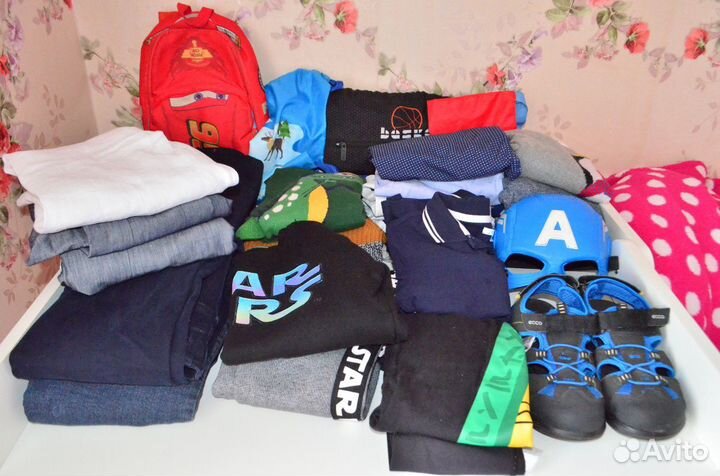 Одежда на мальчика,коробом