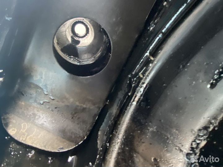 Чулок заднего моста Mitsubishi L200 KB4T с2007-201