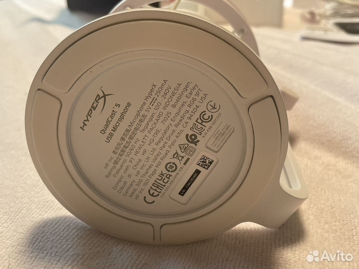 Микрофон hyperx quadcast s белый