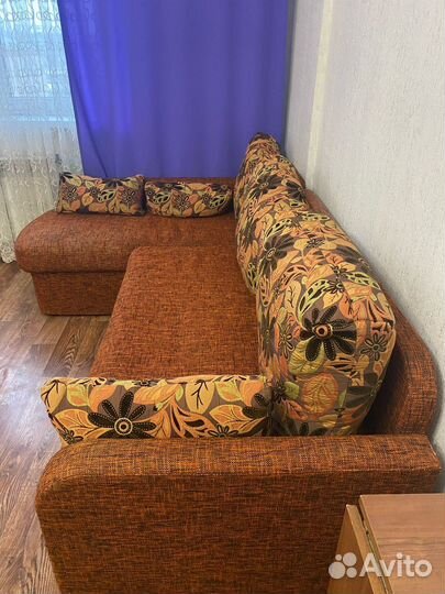 Угловой диван бу