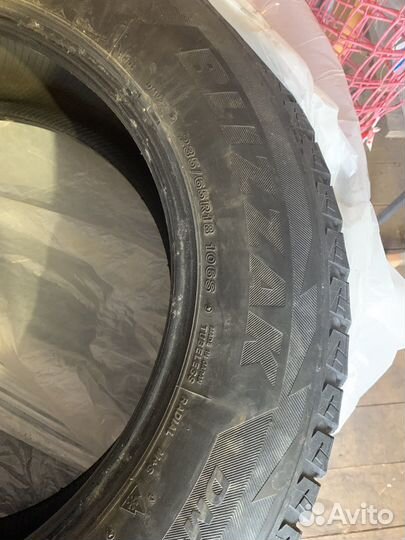 Bridgestone Blizzak DM-V2 235/65 R18