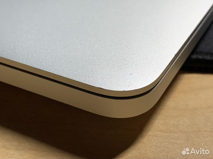 MacBook Pro 13 2016 i5 8/256GB