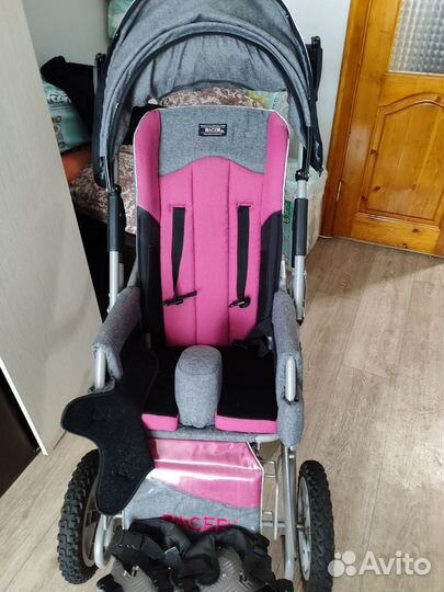 Коляска для ребенка-инвалида