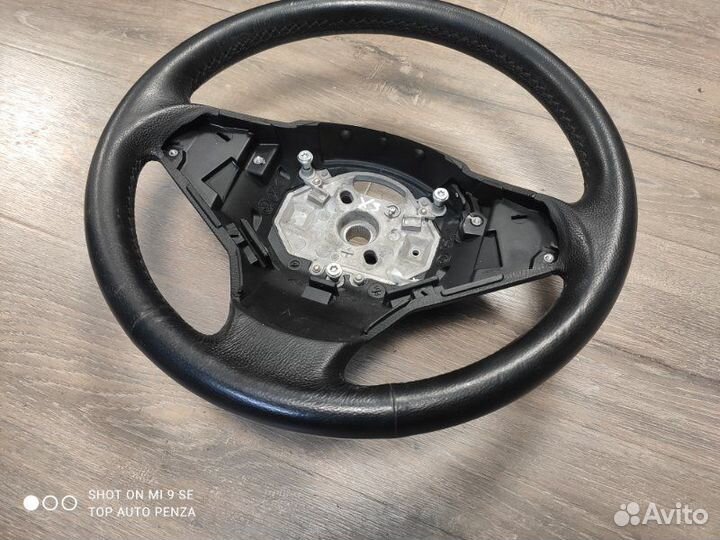 Руль Bmw X3 2.0D E83 N47 2009