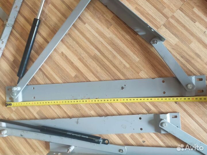 Кронштейн для мебели