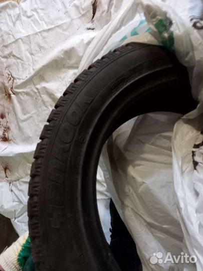 Hankook Winter I'Pike 205/55 R16