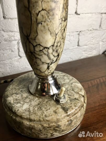 Лампа настольная