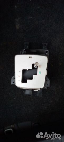 Селектор АКПП Toyota korolla auris