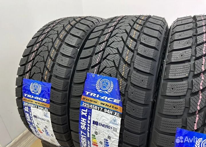 Tri Ace Snow White II 225/45 R17 25H