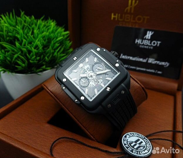 Часы наручные Hublot квадратной формы чёрные