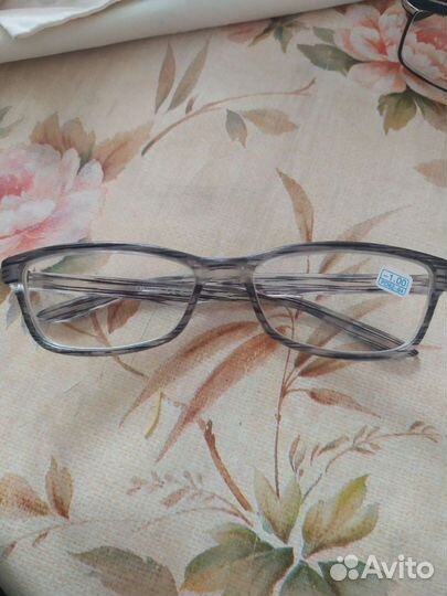 Очки для зрения(разн.модели),1.0 новые,не Китай