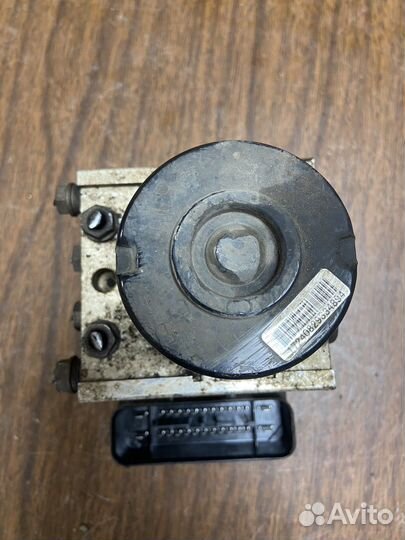 Блок ABS (насос) Volkswagen Golf Plus 05-14г