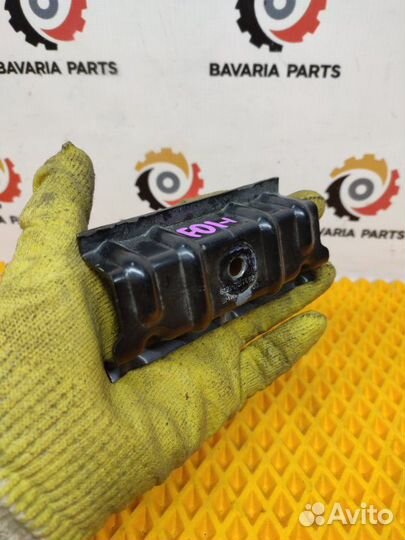 Крепление аккумулятора Bmw 7 F01 3.0 N54 2011