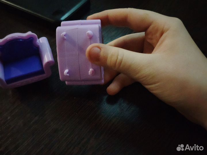 Игрушечный. кресло для домика