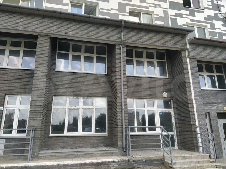 Нежилое помещение, 310 м²