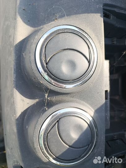 Renault logan 2 дефлектор воздуховод