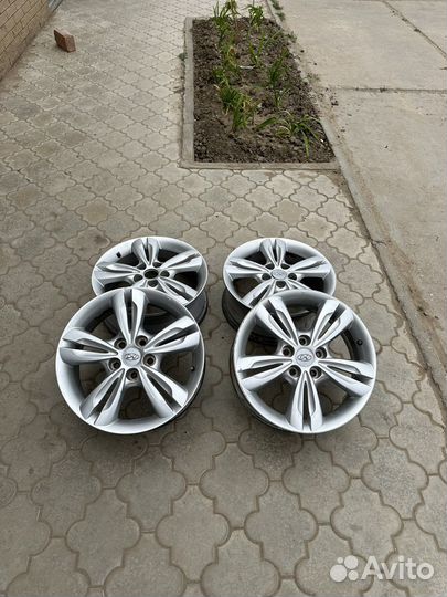 Литые диски r17 киа спортейдж,хендай ix35 оригинал