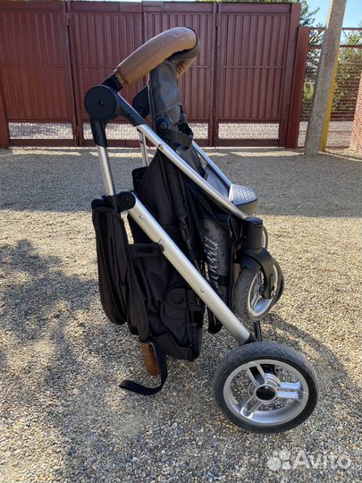 Коляска прогулочная