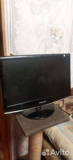 Монитор Samsung SyncMaster 2033SN