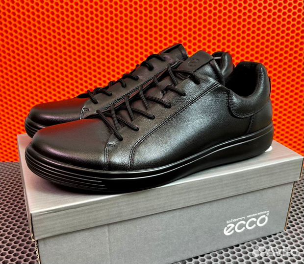 Кроссовки Ecco стильные