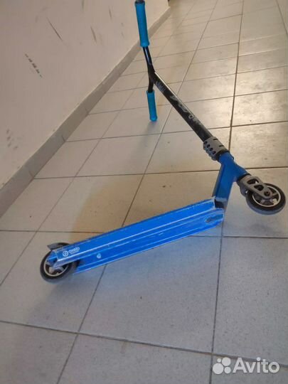 Трюковой самокат Oxelo