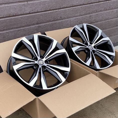 Литые диски Yongzheng 8×R20 5×114.3