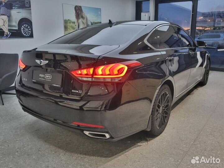 Hyundai Genesis 3.0 AT, 2014, 228 536 км