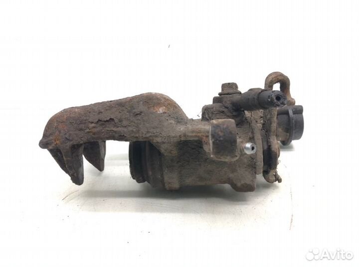 Суппорт задний правый Opel Astra J 1.6 I 2010