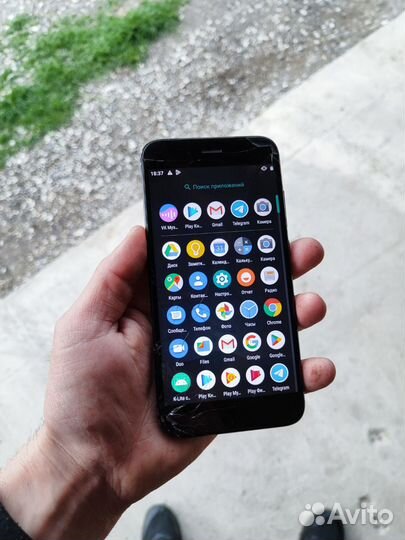 Xiaomi Mi A1 Android One, 4/64 ГБ