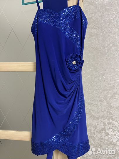 Продам платье в отличном состоянии
