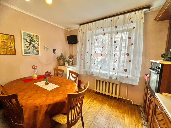 4-к. квартира, 104 м², 2/9 эт.