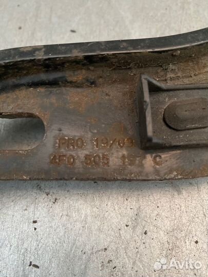 Рычаг подвески верхний задний Audi A6 C6 2009