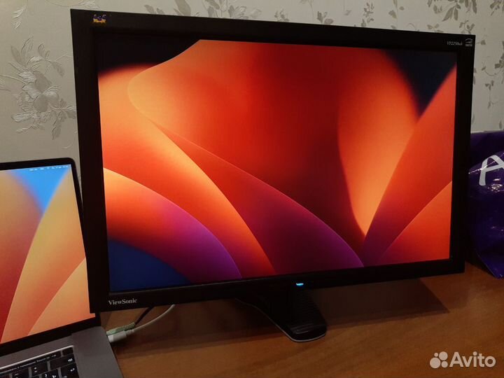 Монитор ViewSonic VP2250wb 22