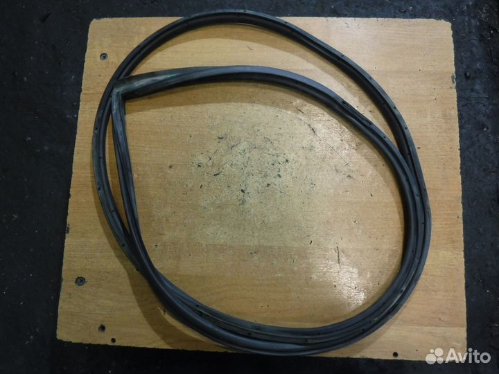 Уплотнитель проёма Chevrolet Lacetti