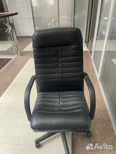 Компьютерный кресла