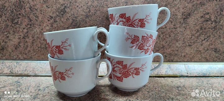 Сервиз чайный. Цена за всё