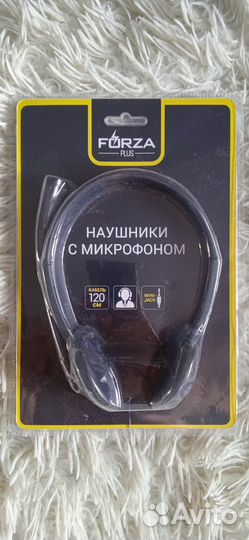Наушники с микрофоном