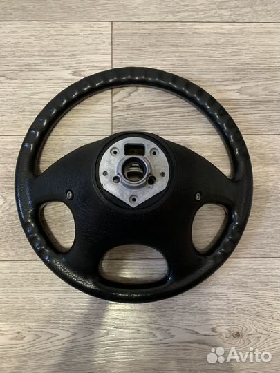 Руль volkswagen golf 3