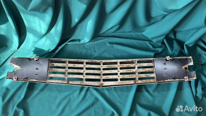 Решетка радиатора мзма Москвич 403иэ