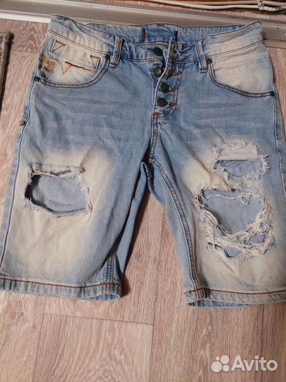 Джинсовые шорты