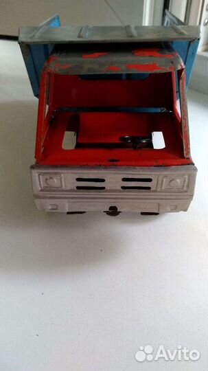 Машинка самосвал