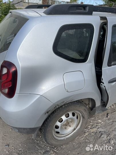 Renault duster Автомобиль на запчасти