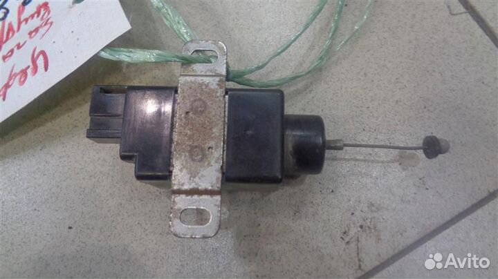 Активатор замка багажника Nissan Cefiro 3 1998-20