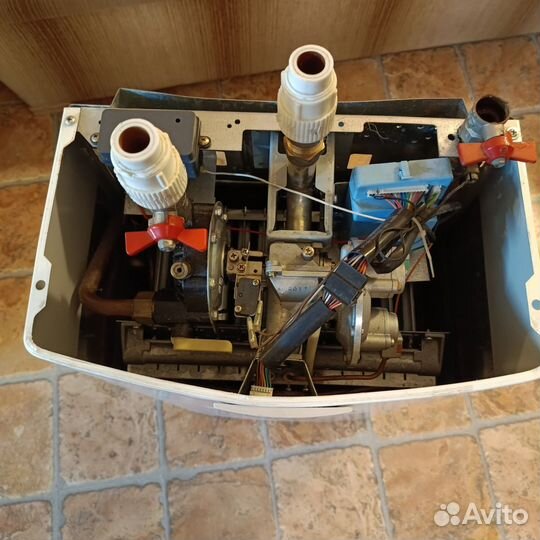 Продам Газовую колонку Нева люкс 6014