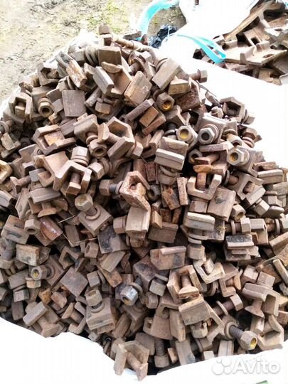 Болт клеммный в сборе б/у