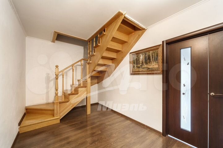 3-к. квартира, 108 м², 10/16 эт.