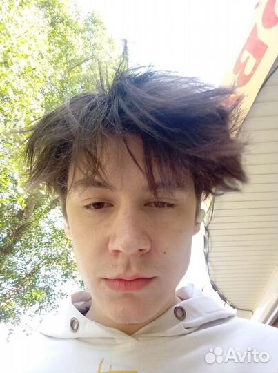 Официант, бармен