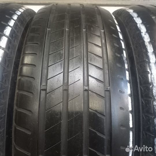 Bridgestone Alenza 001 225/60 R18 104W