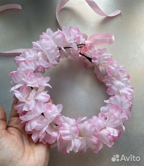 Свадебные цветочные украшения из пионов и роз