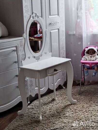 Детский туалетный столик для девочки
